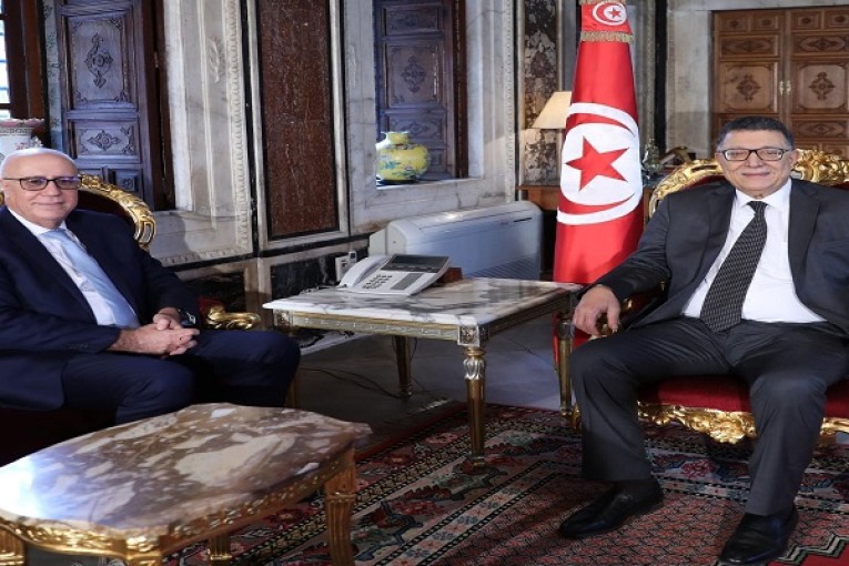 رئيس مجلس نواب الشعب يستقبل محافظ البنك المركزي