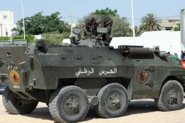 الإطاحة بشبكة لتهريب الأفارقة: القبض على منظم أجنبي وسائق لواج