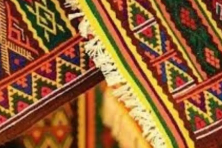 المنستير: توقعات ببلوغ قيمة صادرات النسيج التقليدي 12 مليون دينار مع موفى 2023