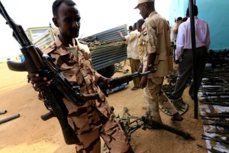 الجيش السوداني يوافق على اتفاق جديد لوقف إطلاق النار لا يشمل القضايا السياسية