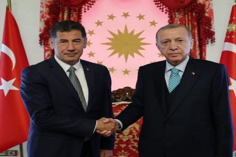 الإنتخابات الرئاسية التركية: أوغان يدعم أردوغان في الدورة الثانية