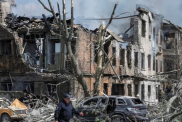 كييف: قتيلان وعشرات المصابين في هجوم روسي على مستشفى أوكراني