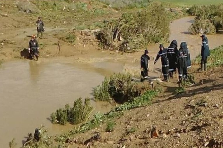 جرفتها المياه إلى سليانة: العثور على جثة المفقودة بوادي القصيبة في جدليان بالقصرين