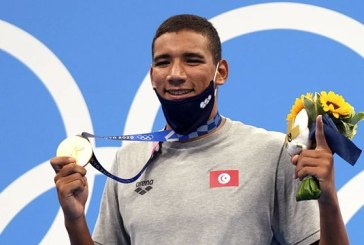 أيوب الحفناوي يهدي تونس الميدالية الذهبية في مسابقة سباحة عالمية
