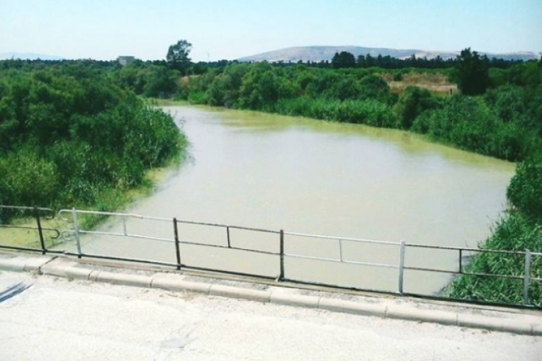 منسوب المياه بوادي مجردة لم يتجاوز المستويات العاديّة