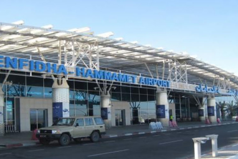 خلال يوميْن.. مطار النفيضة الدولي يستقبل 3617 سائحا