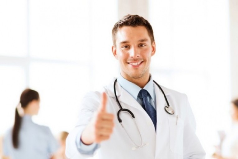 إلحاق 11 طبيب اختصاص بالمستشفى الجهوي هادي جاب الله بتوزر