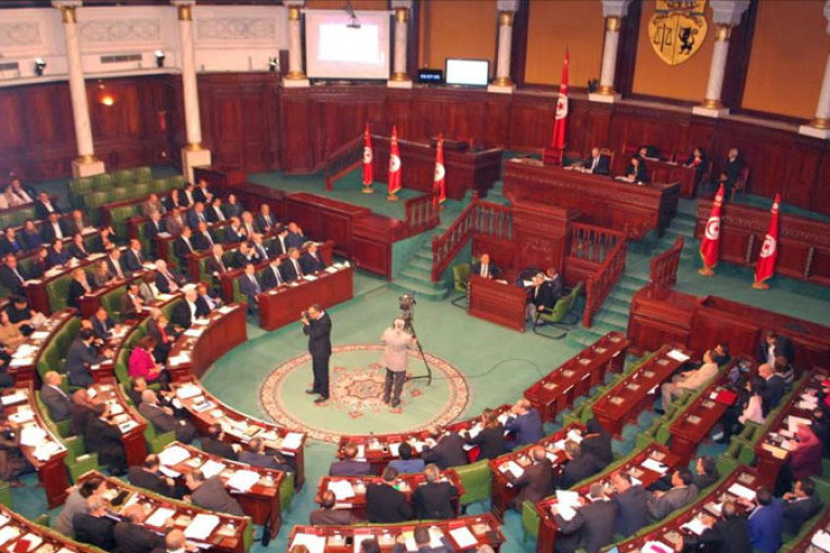 لجنة الصحة تنظر في مشروع قانون يتعلق بإحداث الوكالة الوطنية ومواد الصحة