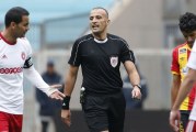 الإدارة الوطنية للتحكيم تكذّب حكم الدربي وتلجأ للفيفا