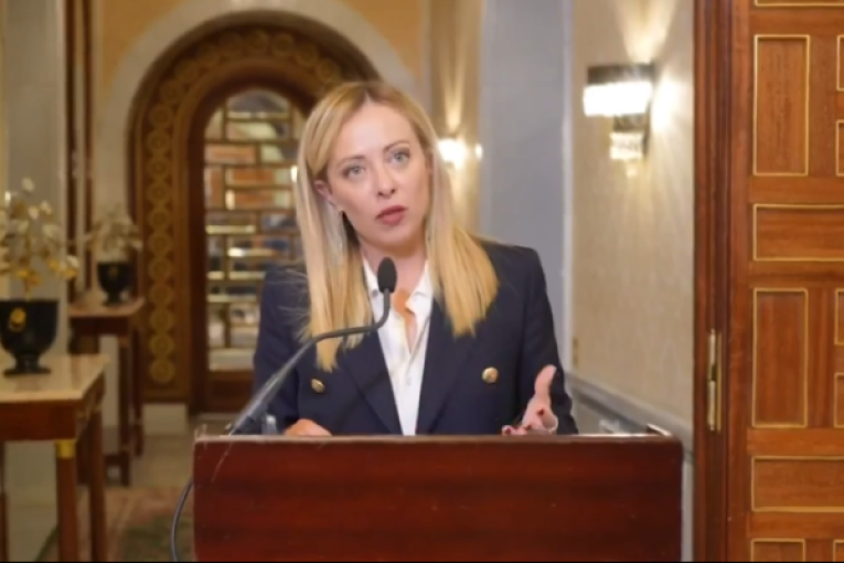 ميلوني: ‘عمليات رسوّ قوارب الهجرة انخفضت بشكل كبير في شهر ماي وقلقون من التدفقات في الأشهر القادمة’