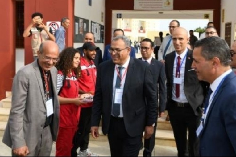 قرمبالية: وزير التربية يطلع على الظروف التنظيمية لإمتحان البكالوريا بمعهد ابن سينا