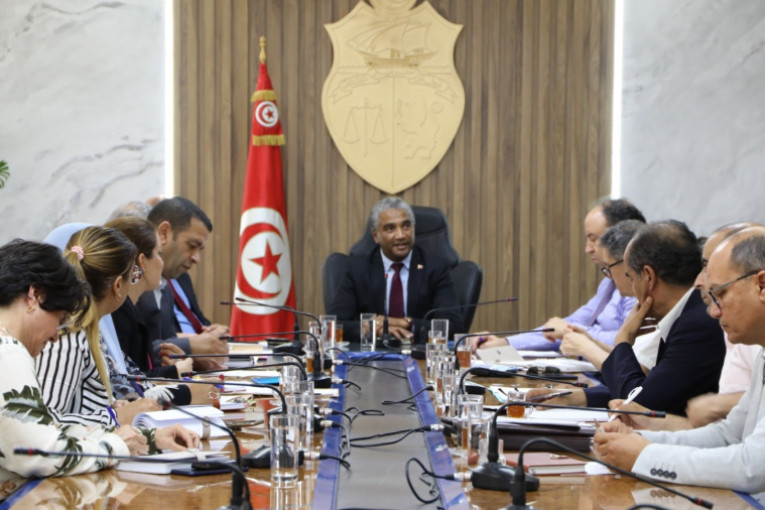 دقيش: ‘رجال أعمال مستعدون لتمويل مشاريع شبابية في إطار الصلح الجزائي’