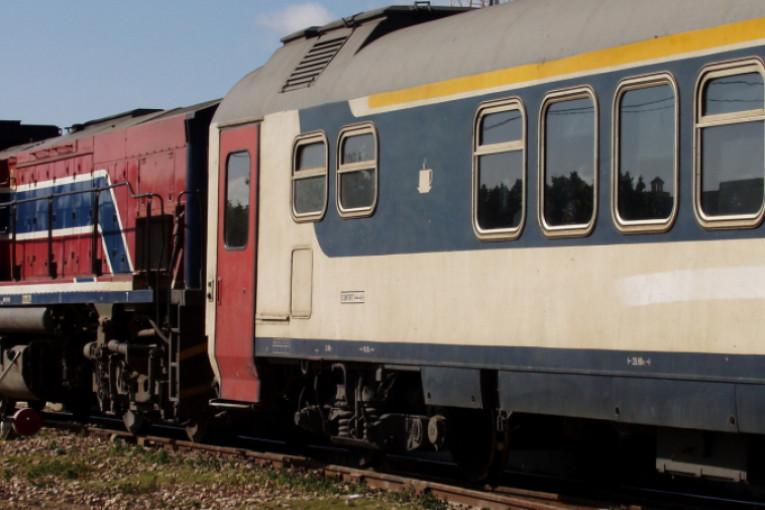 انقلاب القطار المتجه من تونس نحو قابس بمدخل محطة مساكن: وفاة سائق القطار ومسافر وإصابة 34شخص