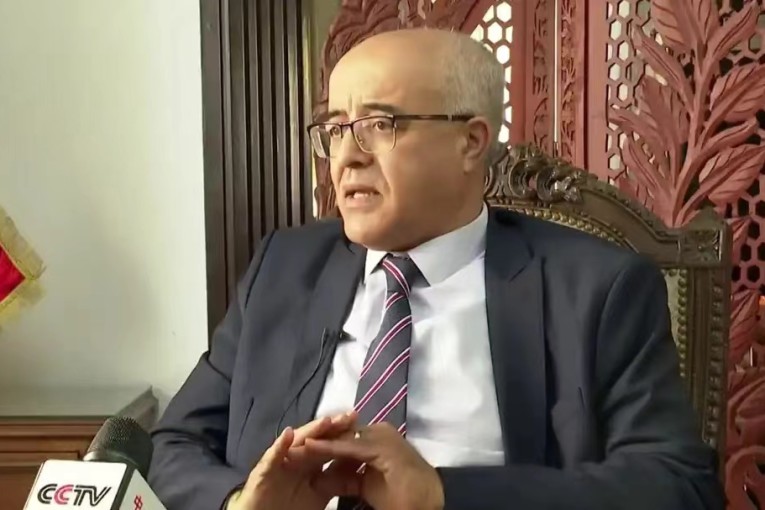 سفير تونس  في سوريا: الدول العربية ستتفاعل مع دول العالم بمبدأ معارضة التدخل الخارجي