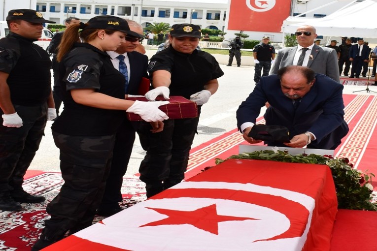 وزير الداخلية يؤبّن الشهيد الملازم أوّل ياسين ثابت