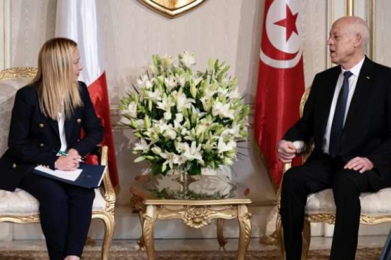 ميلوني: على الاتحاد الأوروبي زيادة دعمه لتونس ضد الهجرة غير النظامية