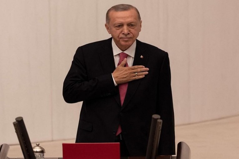 أردوغان يؤدي اليمين الدستورية رئيسًا لتركيا