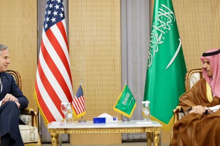 تعهد سعودي أميركي بالعمل على إنهاء القتال في السودان