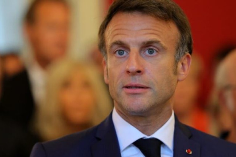 فرنسا تحذر إيران من تسليم طائرات مُسيَّرة لروسيا