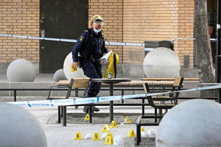 مقتل شخص وإصابة ثلاثة في إطلاق نار بالسويد