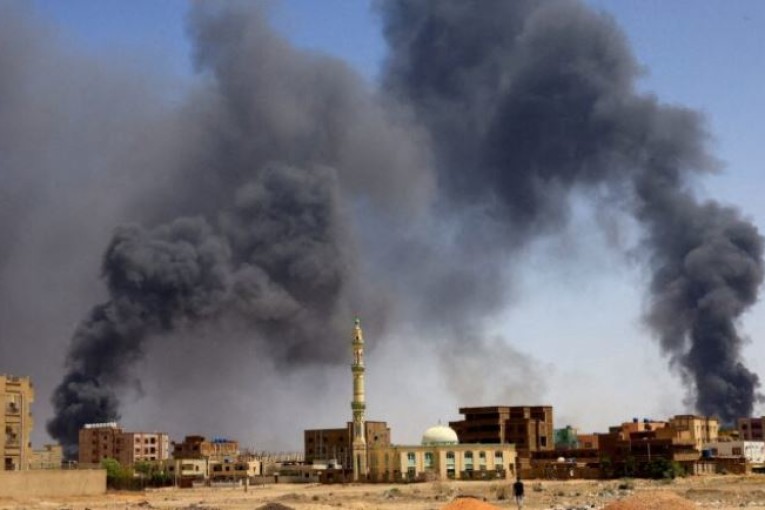 أميركا: طرفا الصراع في السودان لا ينتهزان فرصة محادثات جدة