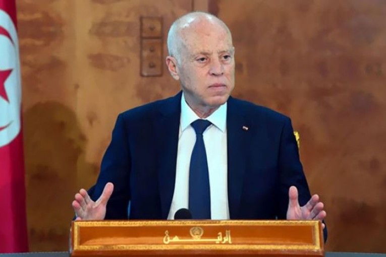 رئيس الجمهورية يؤدّي حاليا زيارة إلى مؤسسة ‘دار الصباح’