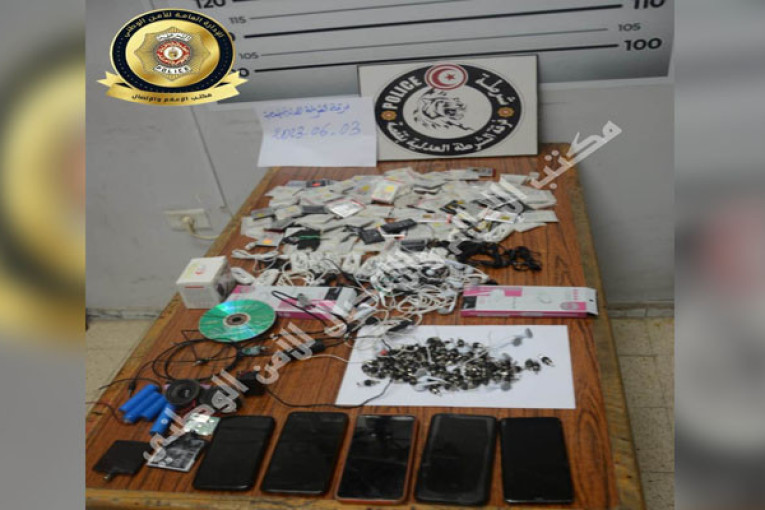 قفصة: تفكيك وفاق إجرامي للغش في امتحان وطني والإعداد لذلك مُسبقا وإنشاء محطة إرسال دون ترخيص