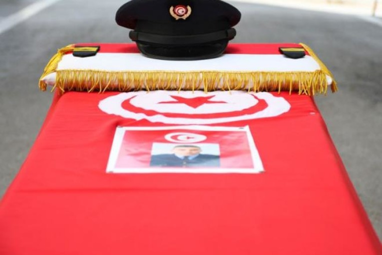 تأبين الوكيل أوّل محمّد الجوّادي المتوفّي في حادث سقوط طائرة مروحيّة بمنطقة كاب سيراط