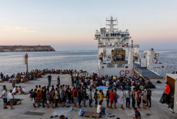 أنطونيو تاياني: ‘إيطاليا بلد عبور والوضع الصعب في تونس من الأسباب المساهمة في موجة تدفقات الهجرة المستمرة’