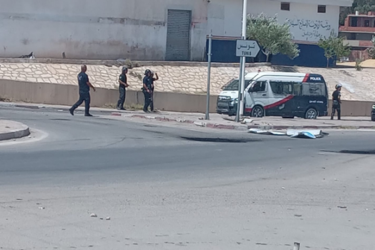 سبيطلة: عمليات كر وفر بين وحدات أمنية وعدد من الشبان