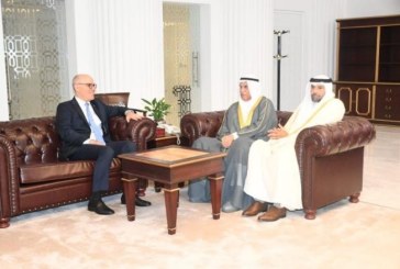 وزير الخارجية يستهل زيارته إلى الكويت بلقاء مع رئيس مجلس الأمة الكويتي