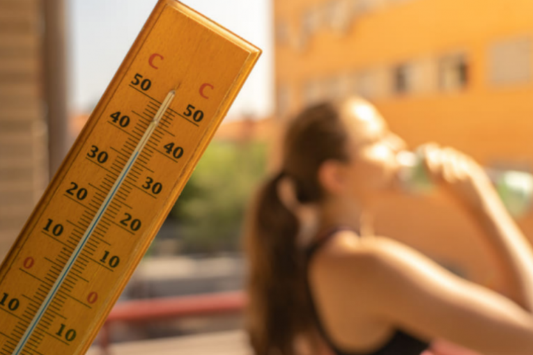 اليوم: الحرارة تصل إلى 49 درجة مع ظهور الشهيلي وخلايا رعدية ترافقها أمطار بعد الظهر بعدة جهات