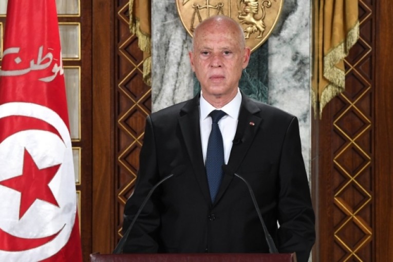 سعيّد يدعو جفال إلى إثارة تتبعات جزائية ضدّ المُحتكرين في توزيع الحبوب والمواد التي شهدت أسعارها ارتفاعا