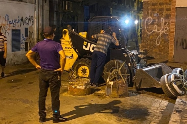 العاصمة: مسيرة احتجاجية لأصحاب المحلات والباعة