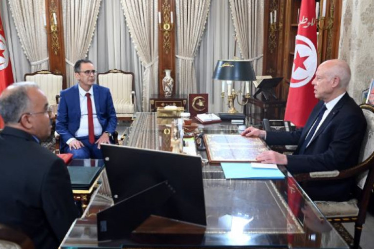 آخر أجل موفى أوت: سعيد يدعو إلى الإسراع بتقديم مطالب للتمديد في آجل تجميد الأموال المنهوبة في الخارج