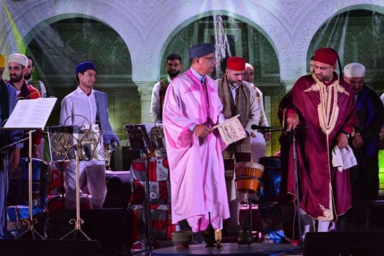 المنيهلة تحتفل كل ليلة في مهرجانها الصيفي في دورتة الواحدة و الثلاثون : نجاح باهر لسهرة الحضرة و حضور جماهيري كبير