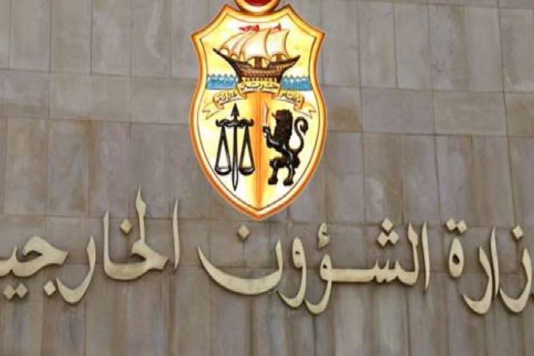 وزارة الخارجية تعلن عن مواقيت عمل مكتب المصادقة وقبول المواطنين بإدارة الشؤون القنصلية بداية من الجمعة