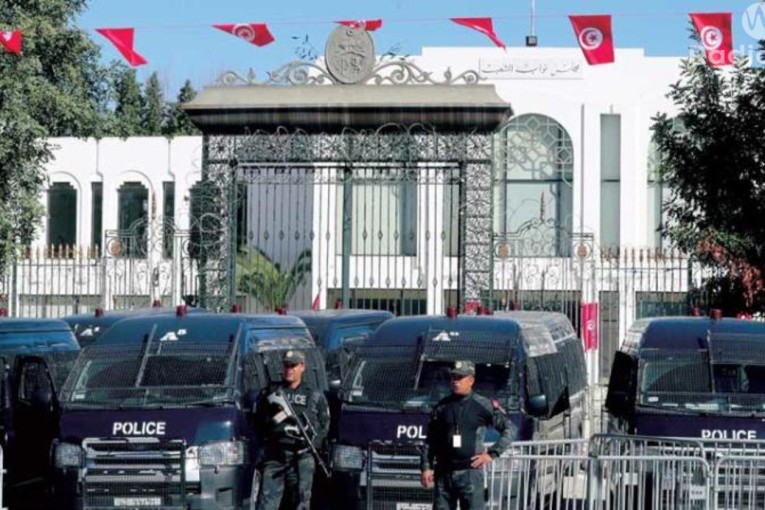 فتح الطريق أمام مقرّ مجلس النواب بباردو