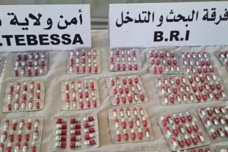 حجز 100 ألف قرص ‘بريغابالين’ على الحدود الجزائرية التونسية
