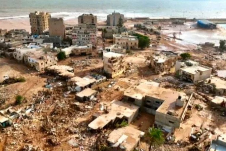 ليبيا: ارتفاع عدد ضحايا الفيضانات إلى 11300 قتيل وآلاف المفقودين