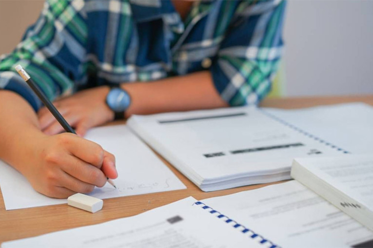 دراسة: كلفة الدروس الخصوصية في تونس تقدر بـ1،468 مليار دينار في السنة