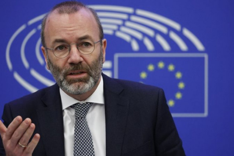 حزب الشعب الأوروبي: يجب العمل مع تونس لحلّ مسألة الهجرة