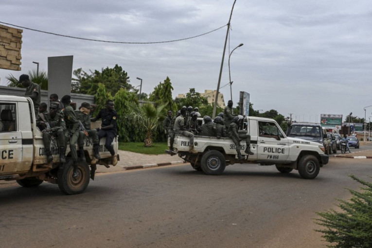 النيجر: مقتل 12 جنديا في هجوم مسلّح