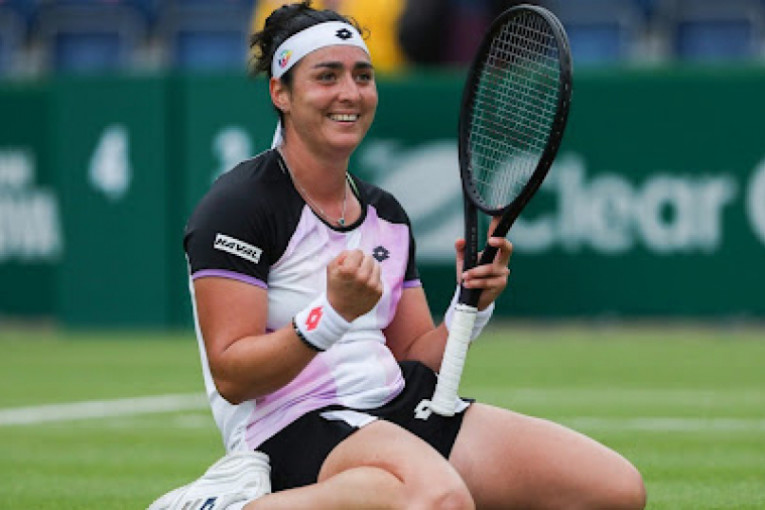 أنس جابر تتوج بلقب دورة نينغبو في الصين