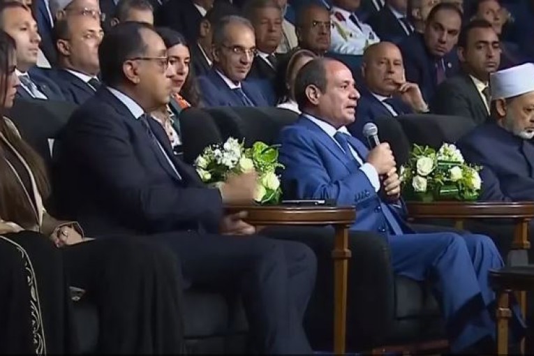 السيسي للمصريين: لديكم فرصة للتغيير في الانتخابات المقبلة