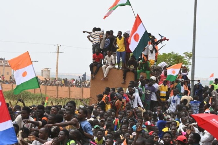 النيجر: مظاهرة حاشدة للمطالبة برحيل القوات الفرنسية