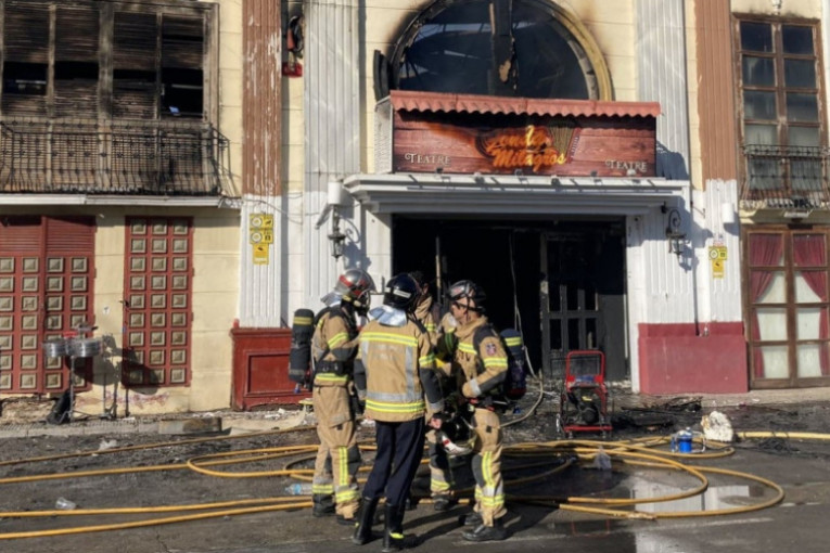 إسبانيا: مقتل 13 شخصا على الأقلّ في حريق بملهى ليلي