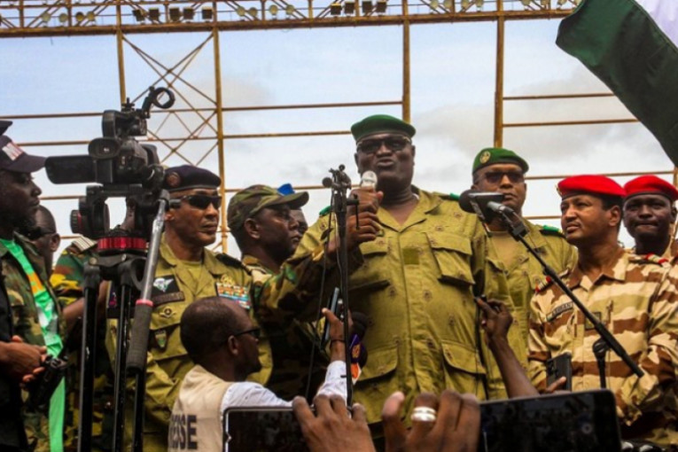 النيجر: المجلس العسكري يطالب رئيس البعثة الأممية بمغادرة البلاد