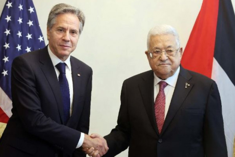 رئيس فلسطين في لقاء وزير خارجية أمريكا: ضرورة وقف العدوان بشكل فوري