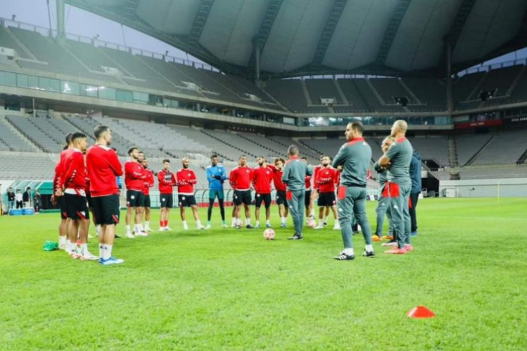 المنتخب يصل مدينة كوبي استعدادًا لمواجهة اليابان